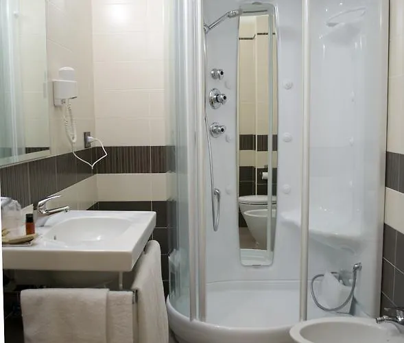 Alojamento de Acomodação e Pequeno-almoço Galileo 4*